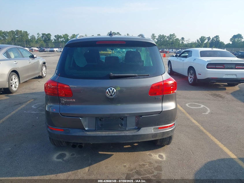 2016 VOLKSWAGEN TIGUAN S/SE/SEL/R-LINE - WVGAV7AX0GW563336