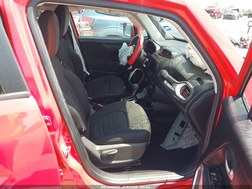 VIN ZACCJABB2JPH19115 2018 JEEP RENEGADE LATITUDE FWD