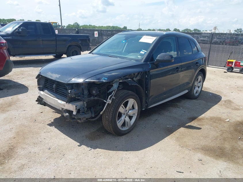 WA1ANAFY4J2021054 2018 AUDI Q5 photo no. 2