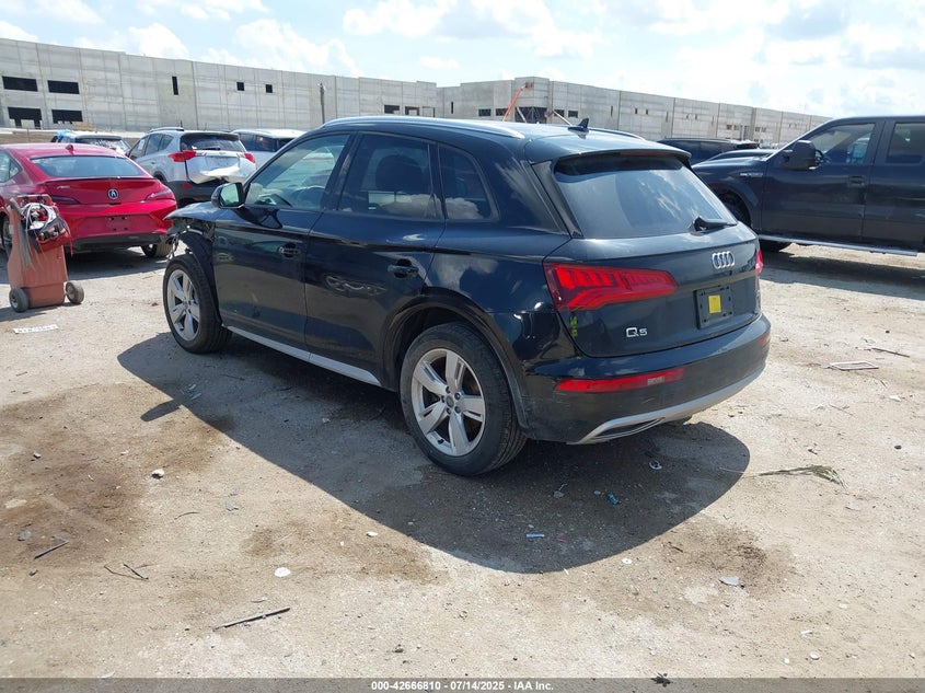 WA1ANAFY4J2021054 2018 AUDI Q5 photo no. 3