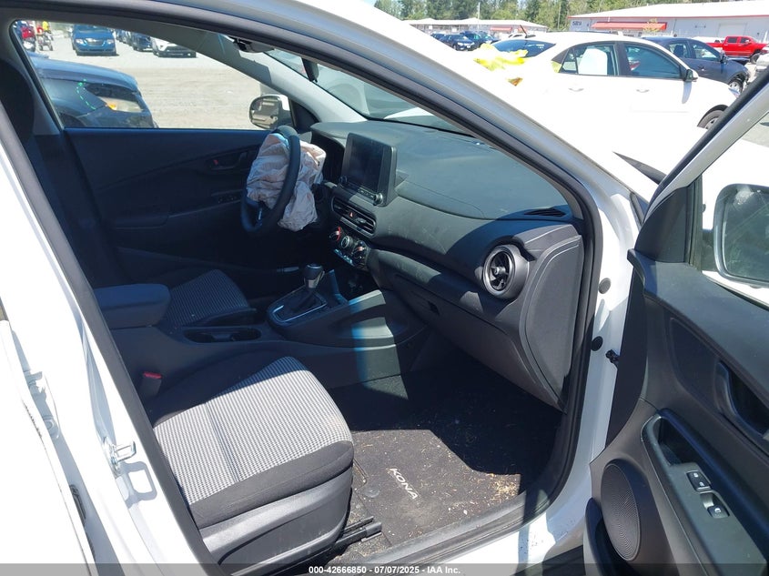 2022 HYUNDAI KONA SE - KM8K2CAB6NU836220