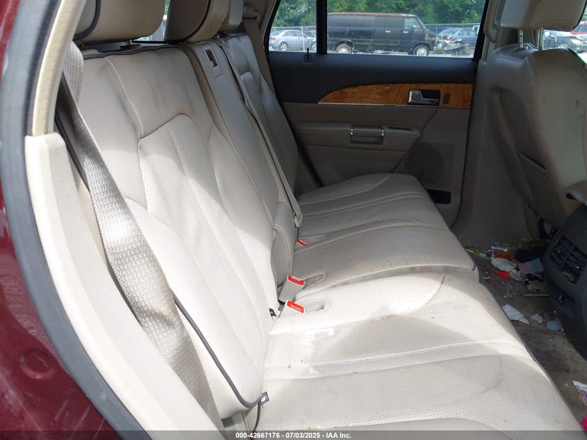 2011 LINCOLN MKX VIN: 2LMDJ8JK2BBJ16346