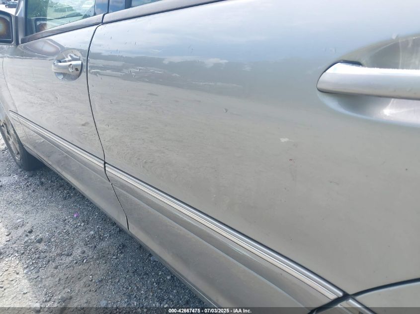 2004 Mercedes-Benz C 240 VIN: WDBRF61J64F527381 Lot: 42667475