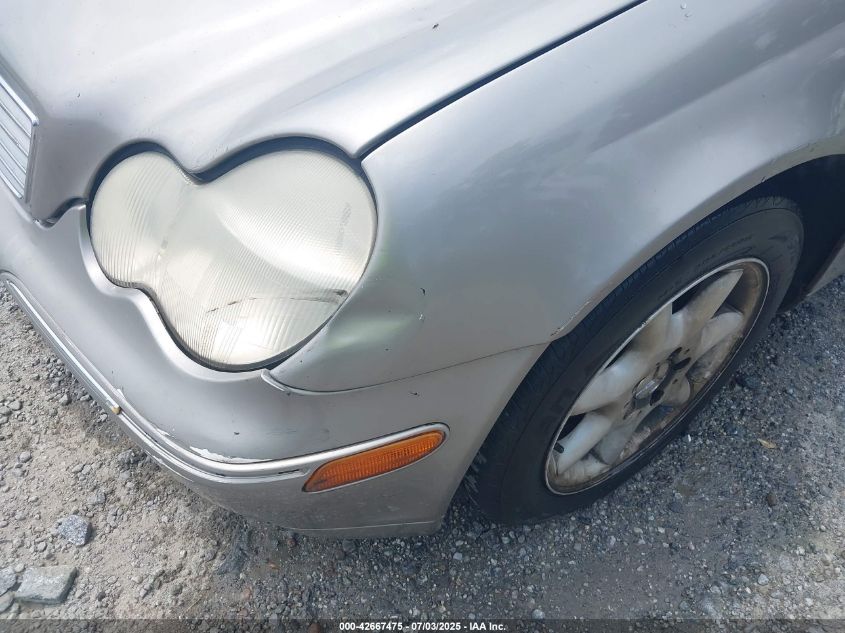 2004 Mercedes-Benz C 240 VIN: WDBRF61J64F527381 Lot: 42667475