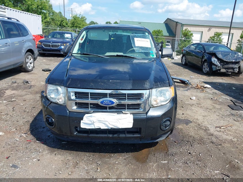 1FMCU0C71BKC40381 2011 FORD ESCAPE photo no. 12