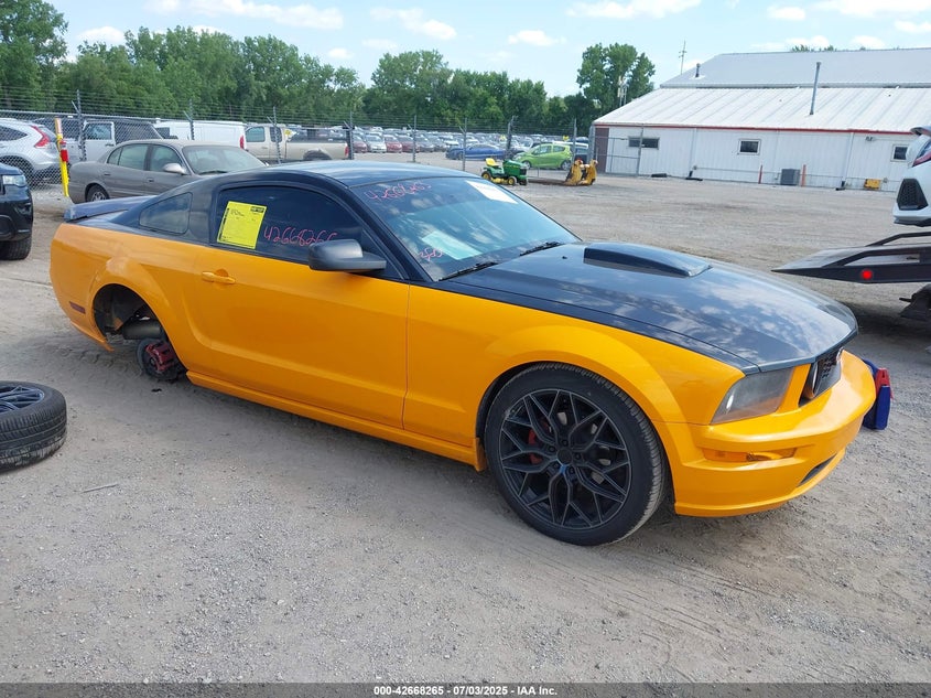 1ZVFT82HX75198731 2007 Ford Mustang Gt Deluxe/Gt Premium auction photo 1