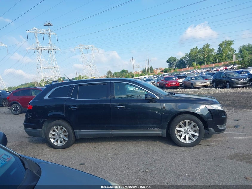 2015 LINCOLN MKT LIVERY · Фото 14