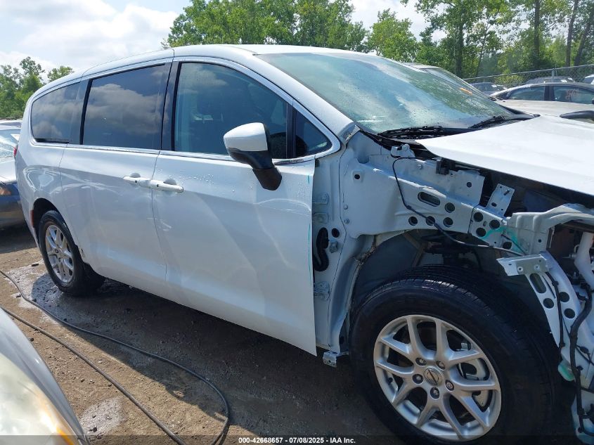 2023 Chrysler Pacifica Touring L VIN: 2C4RC1BG1PR628406 Lot: 42668657