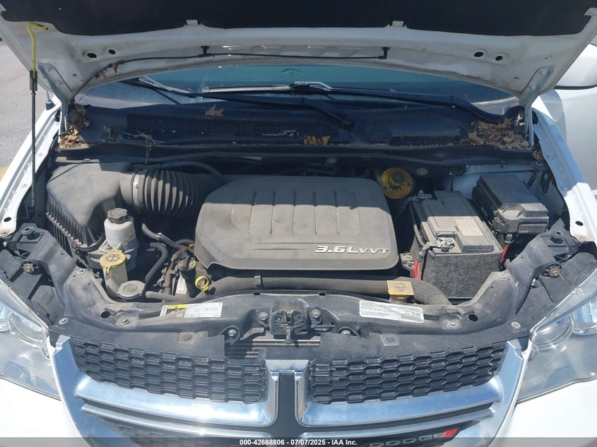 2018 DODGE GRAND CARAVAN SXT - 2C4RDGCG0JR298201