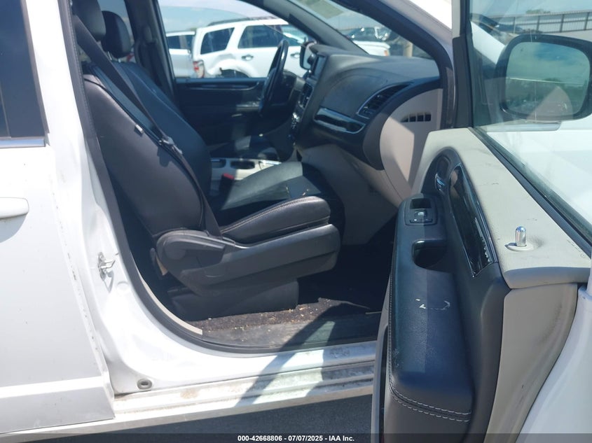 2018 DODGE GRAND CARAVAN SXT - 2C4RDGCG0JR298201