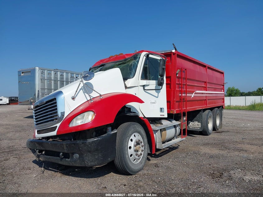 2005 Freightliner Columbia 112