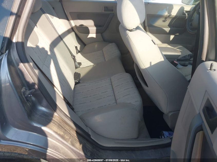 2009 Ford Focus Se VIN: 1FAHP35NX9W161802 Lot: 42669097