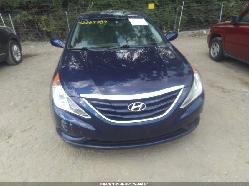 2012 HYUNDAI SONATA VIN: 5NPEB4AC6CH310449