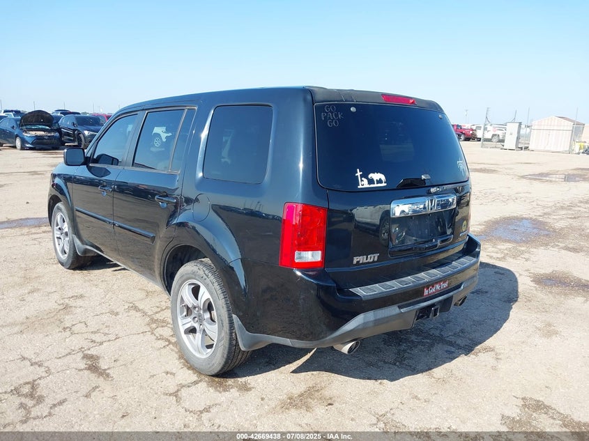 2015 HONDA PILOT SE - 5FNYF3H30FB024424
