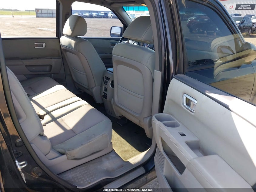 2015 HONDA PILOT SE - 5FNYF3H30FB024424