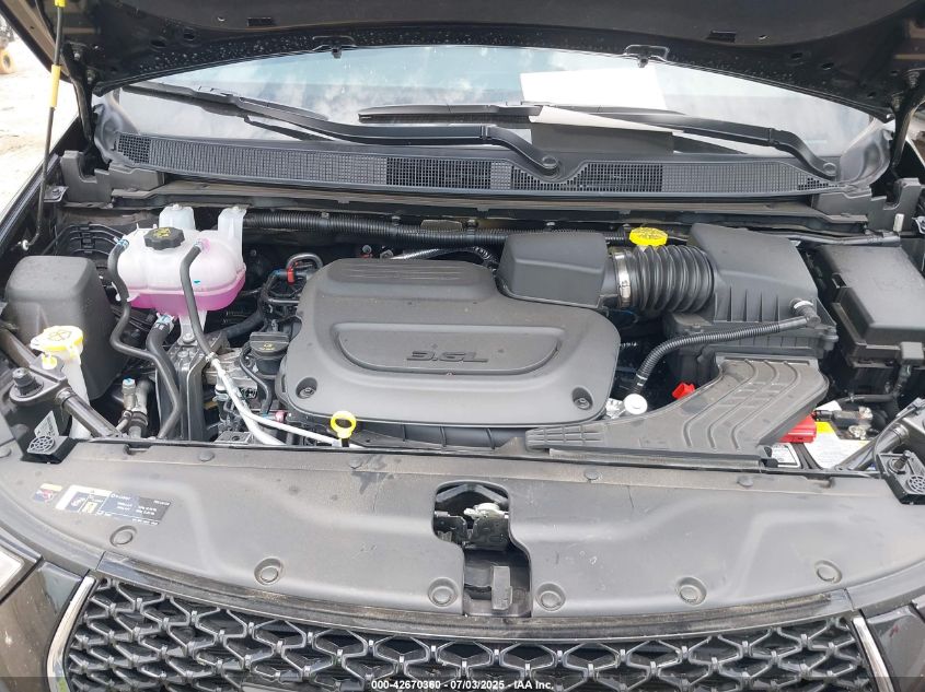 2025 Chrysler Pacifica - 2C4RC1BG6SR585805