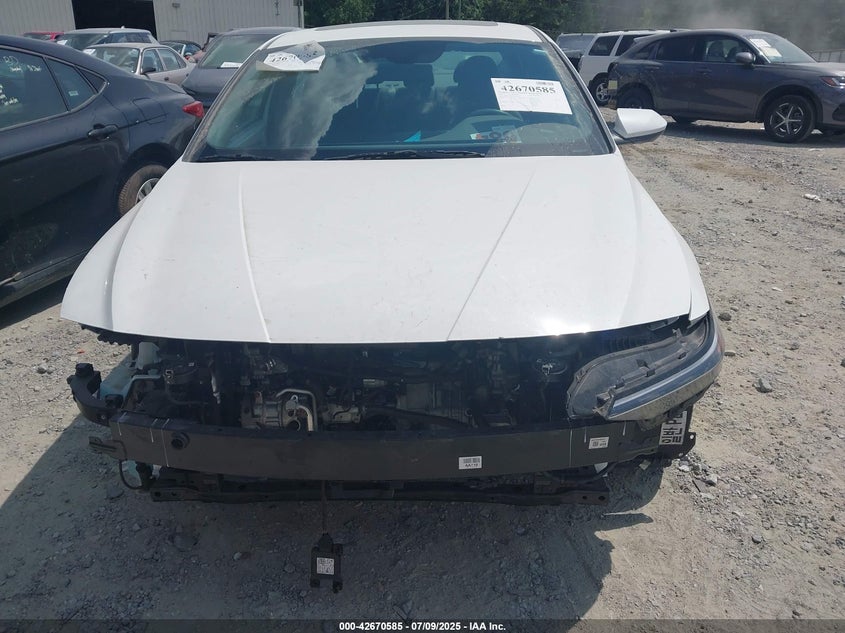 2024 HYUNDAI ELANTRA SEL - KMHLS4DG5RU731255