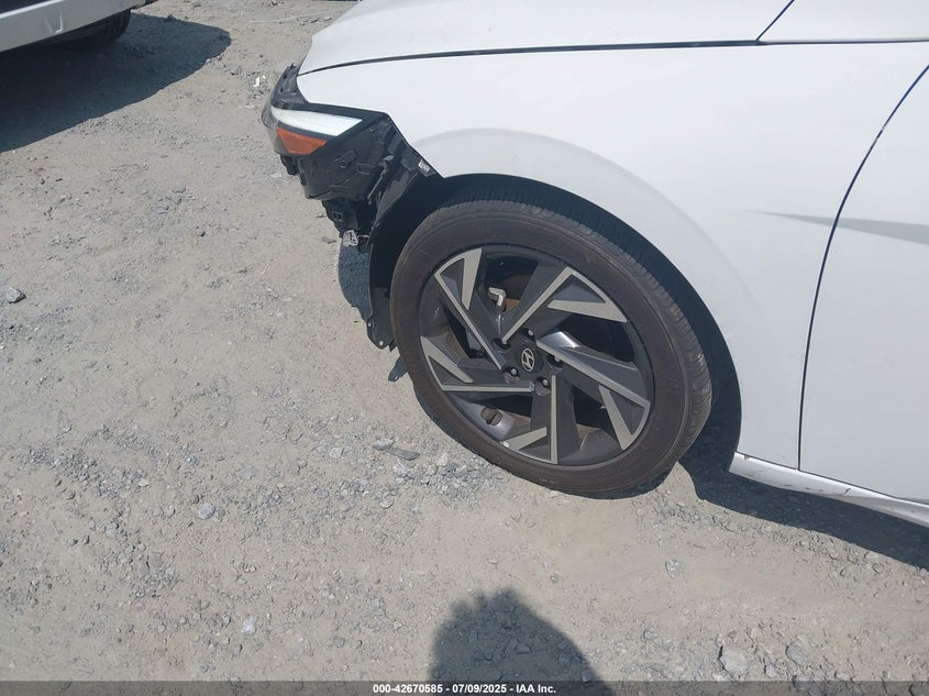 2024 HYUNDAI ELANTRA SEL - KMHLS4DG5RU731255