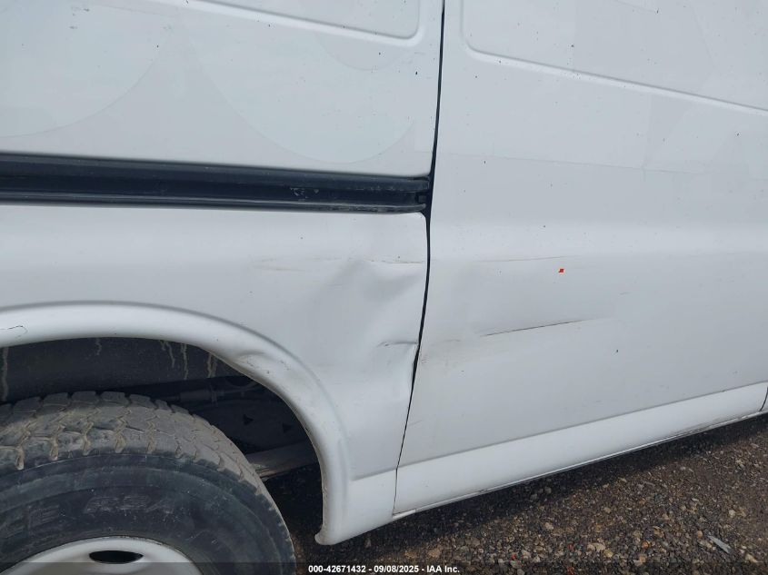 2017 Chevrolet Express 2500 Work Van VIN: 1GCWGAF16H1179646 Lot: 42671432