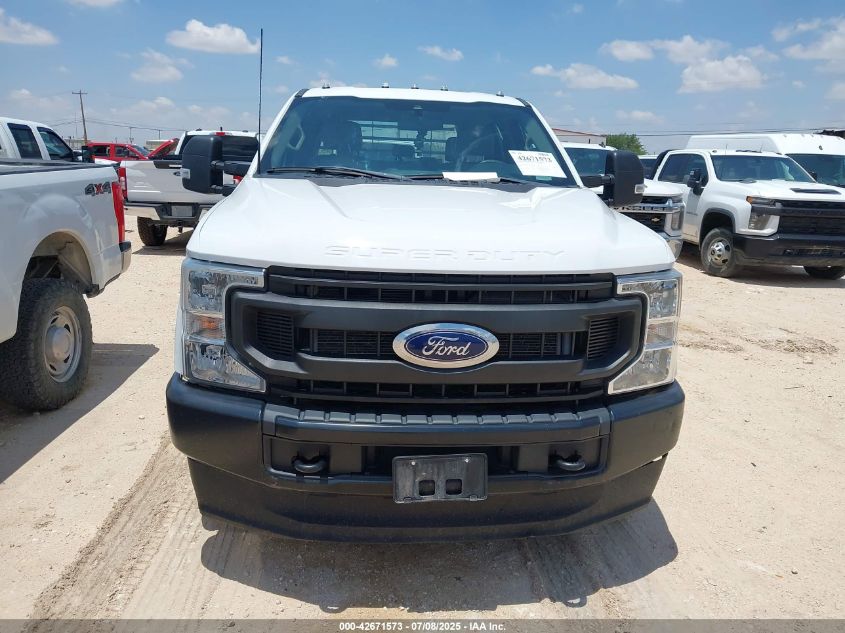 2022 Ford F-350 Chassis - 1FD8W3HT8NEG27293