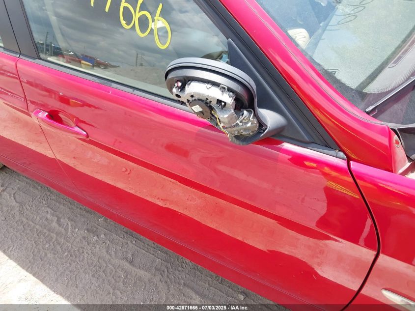 2007 BMW 328Xi VIN: WBAVC93547KX60002 Lot: 42671666