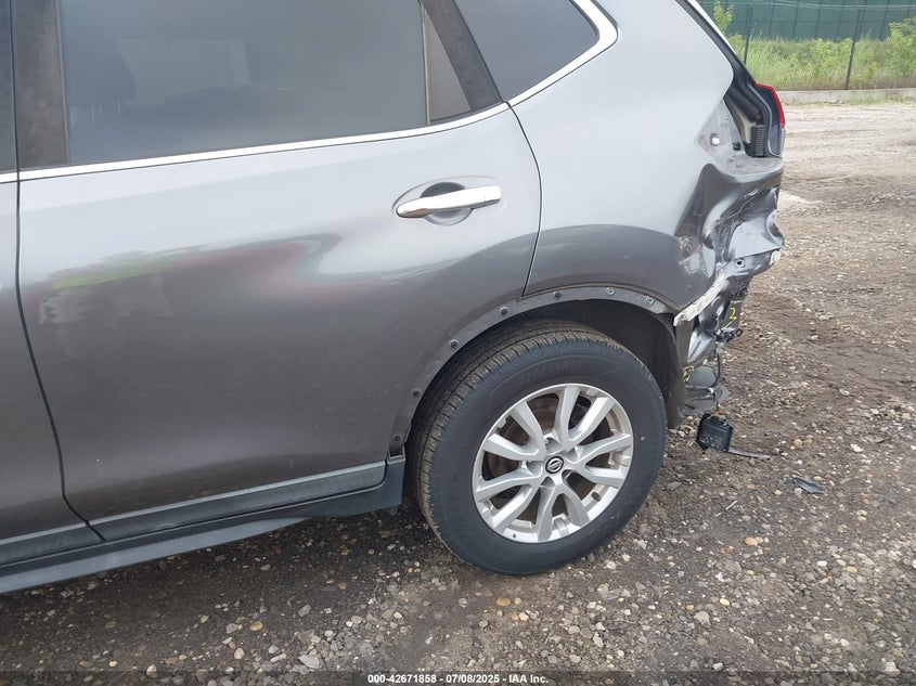 2017 NISSAN ROGUE SV - KNMAT2MV2HP581419