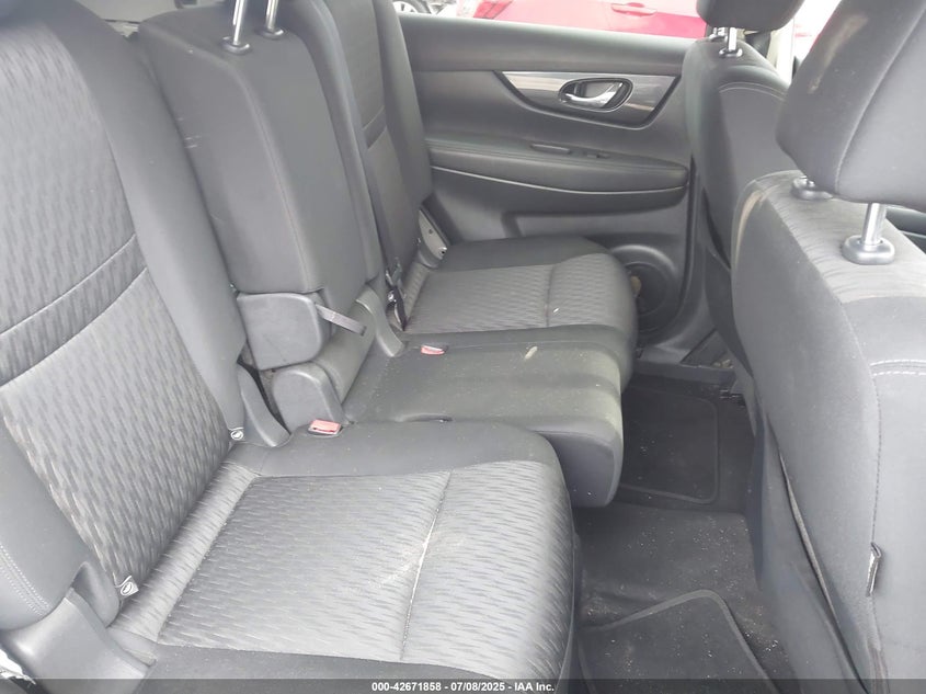 2017 NISSAN ROGUE SV - KNMAT2MV2HP581419