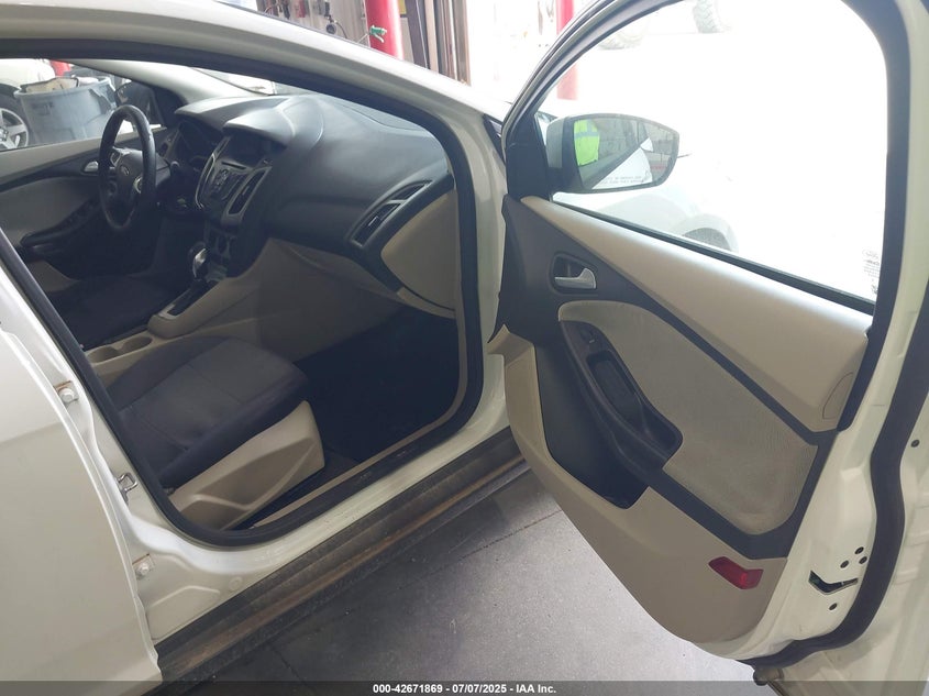 2012 FORD FOCUS VIN: 1FAHP3F23CL404590