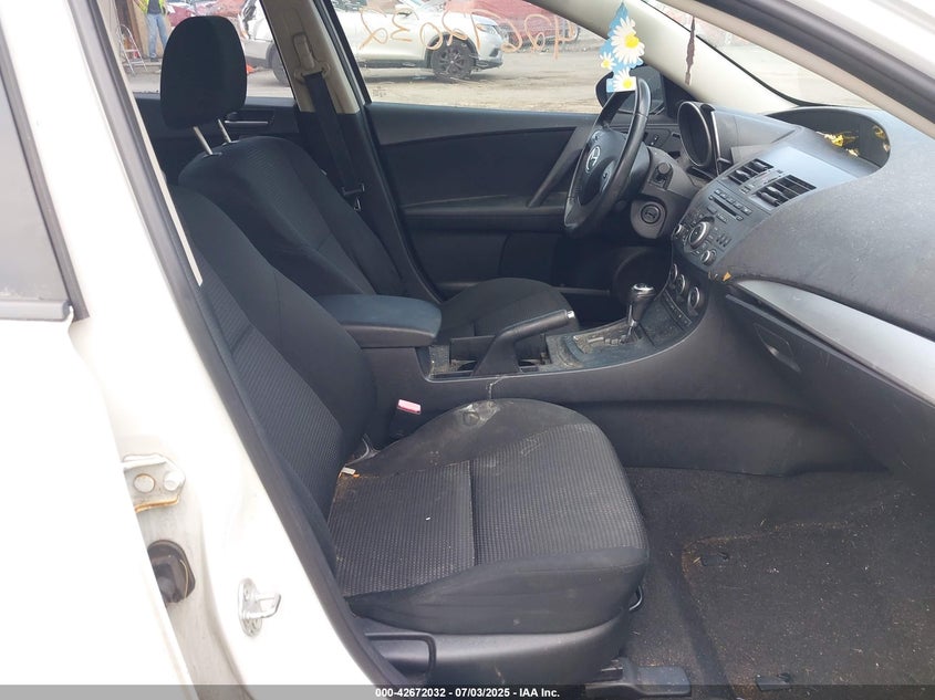 2013 MAZDA MAZDA3 VIN: JM1BL1L7XD1712305