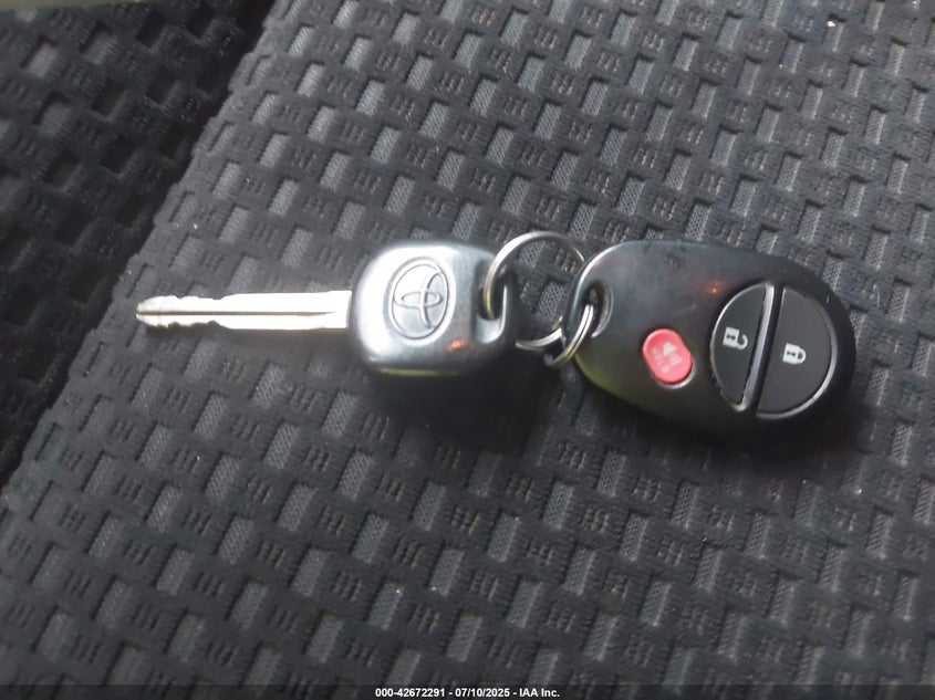 2011 Toyota Tundra Grade 5.7L V8 VIN: 5TFRY5F18BX115310 Lot: 42672291