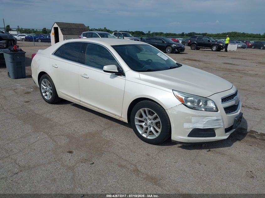 2013 CHEVROLET MALIBU VIN: 1G11D5RR0DF105138