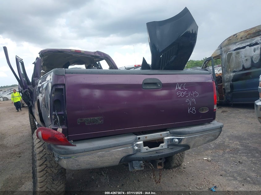 1FTWW33F2XEB04979 1999 FORD F350 photo no. 3