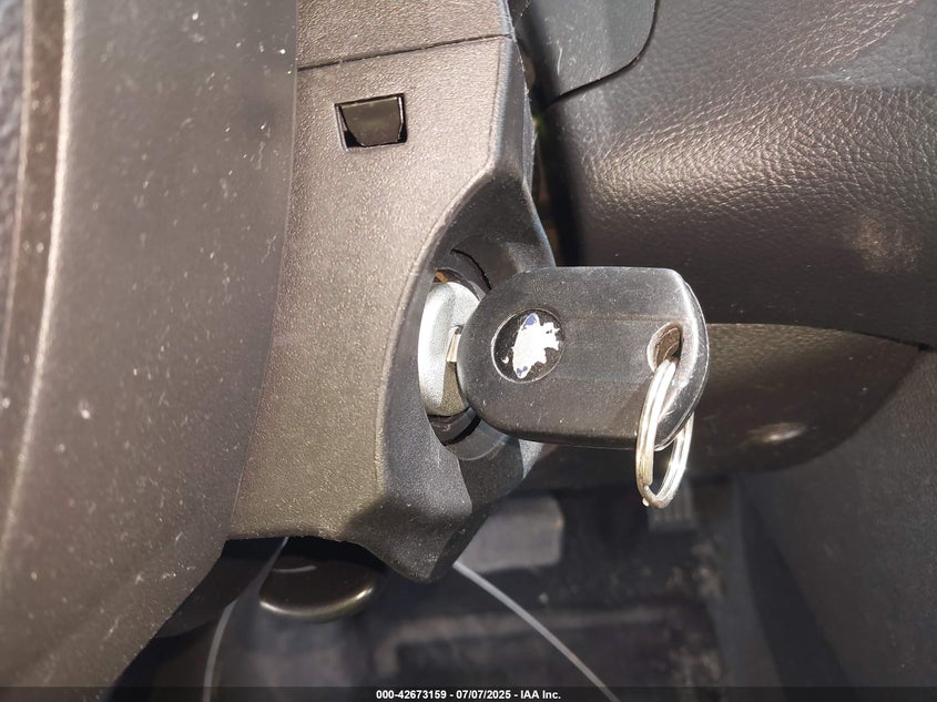 2015 FORD FOCUS SE - 1FADP3F25FL305305