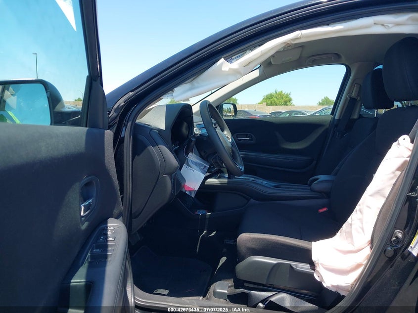 2017 HONDA HR-V LX - 3CZRU5H36HG701117