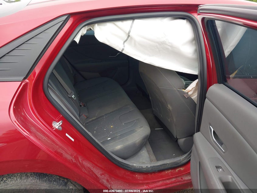 2023 HYUNDAI ELANTRA SEL - KMHLS4AG1PU589536