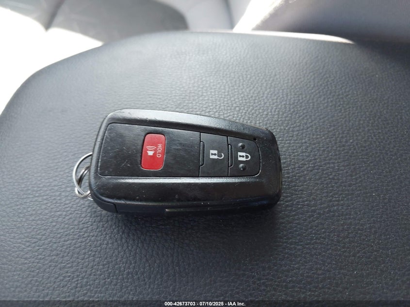 2021 TOYOTA RAV4 XLE - 2T3W1RFV5MC152552