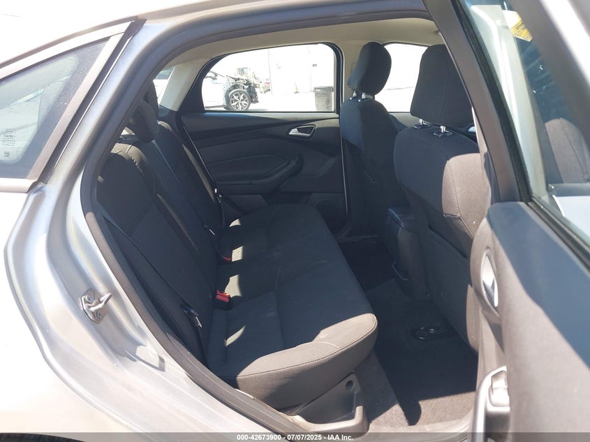 2017 FORD FOCUS SE - 1FADP3F2XHL308915