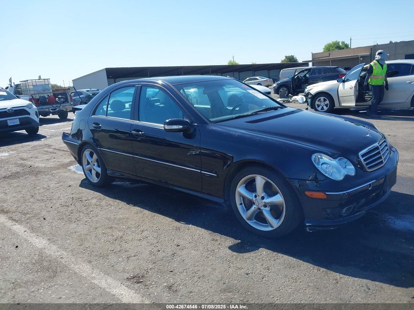 WDBRF40J25F613844 2005 Mercedes-Benz C 230 Kompressor Sport auction photo 1