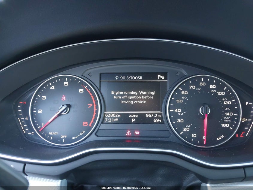 2017 AUDI A4 2.0T PREMIUM - WAUGNAF42HN011030