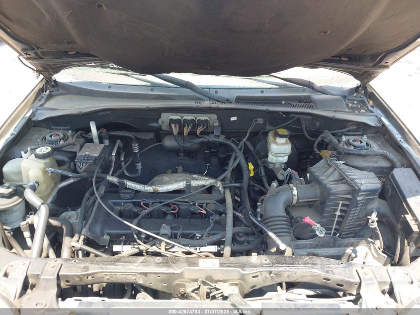 2007 FORD ESCAPE VIN: 1FMYU92Z87KA12026