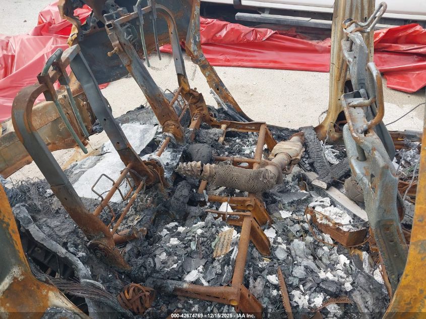 2026 Tesla Model Y Long Range Dual Motor All-Wheel Drive/Long Range Launch Series VIN: 7SAYGDEE1TA394561 Lot: 42674769