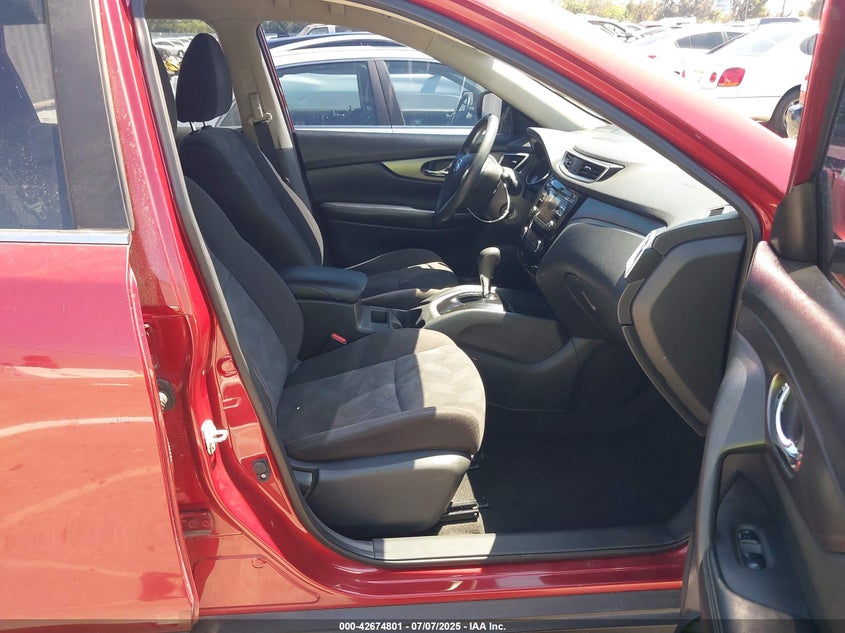 2016 NISSAN ROGUE S - KNMAT2MT8GP605669