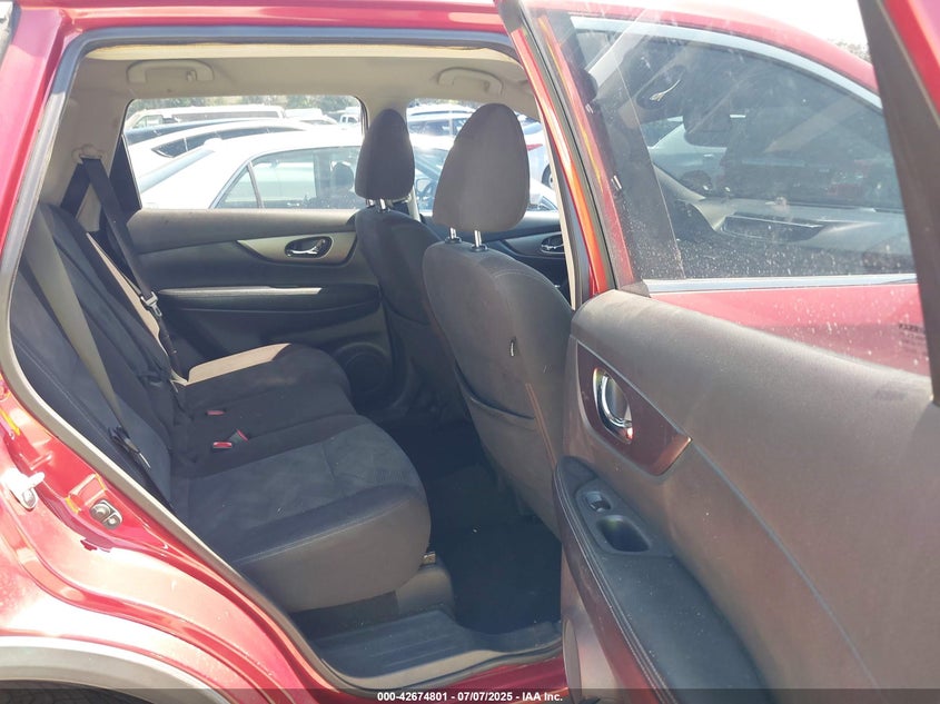 2016 NISSAN ROGUE S - KNMAT2MT8GP605669