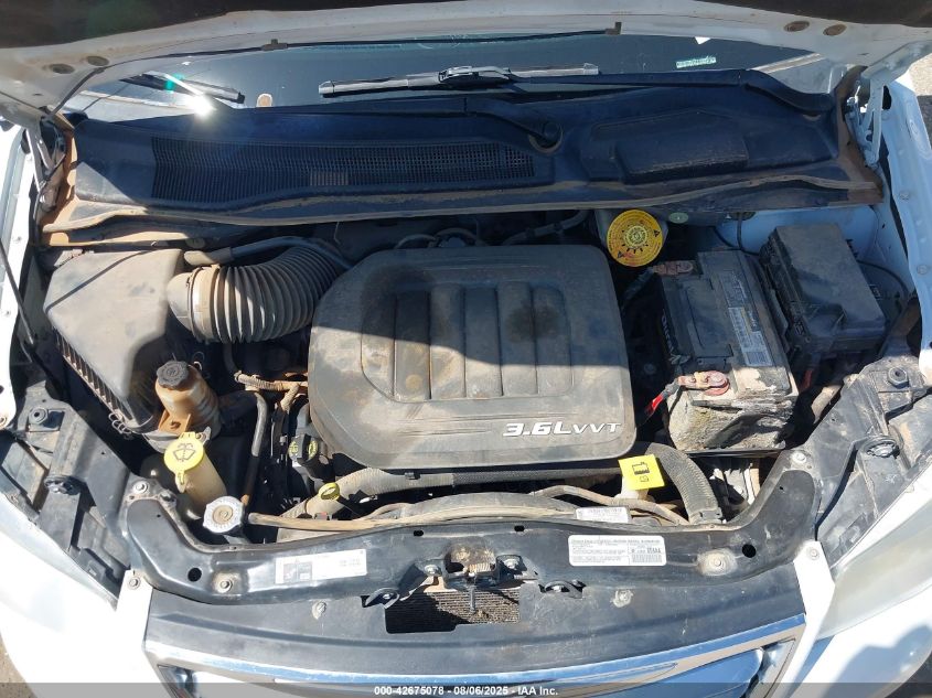 2014 Chrysler Town & Country Touring VIN: 2C4RC1BG1ER402301 Lot: 42675078