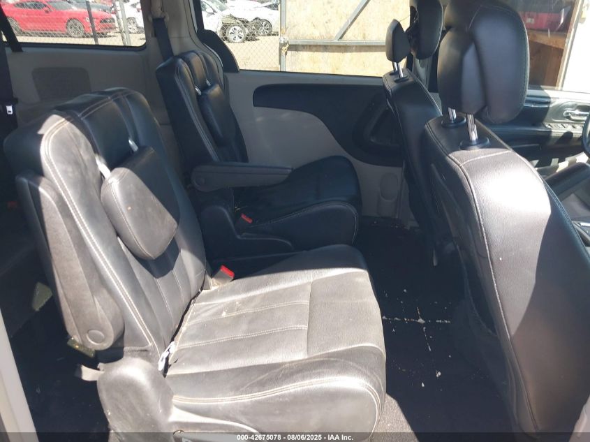 2014 Chrysler Town & Country Touring VIN: 2C4RC1BG1ER402301 Lot: 42675078