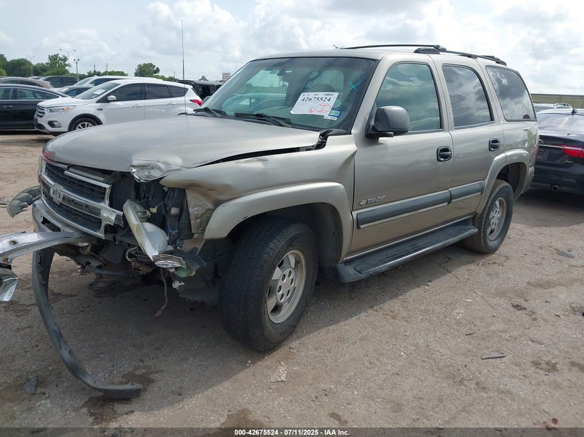 1GNEC13Z42R246617 2002 CHEVROLET TAHOE photo no. 2