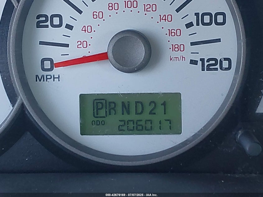 2007 FORD ESCAPE VIN: 1FMYU93127KA10037