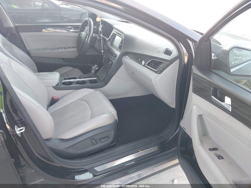 2015 HYUNDAI SONATA LIMITED - 5NPE34AF0FH253015