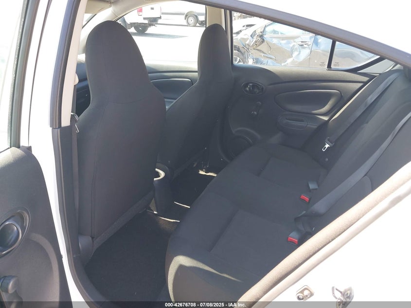 3N1CN7AP9GL905405 2016 NISSAN VERSA photo no. 8