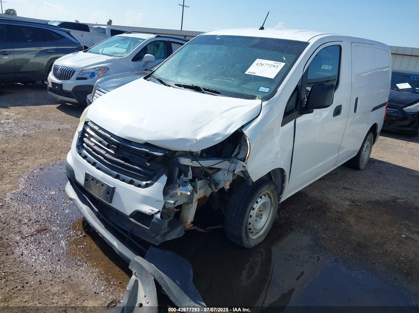 2015 CHEVROLET CITY EXPRESS auction photo 2
